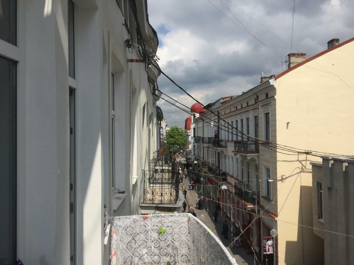 Затишна Квартира В Центрі Міста Ternópil Exterior foto