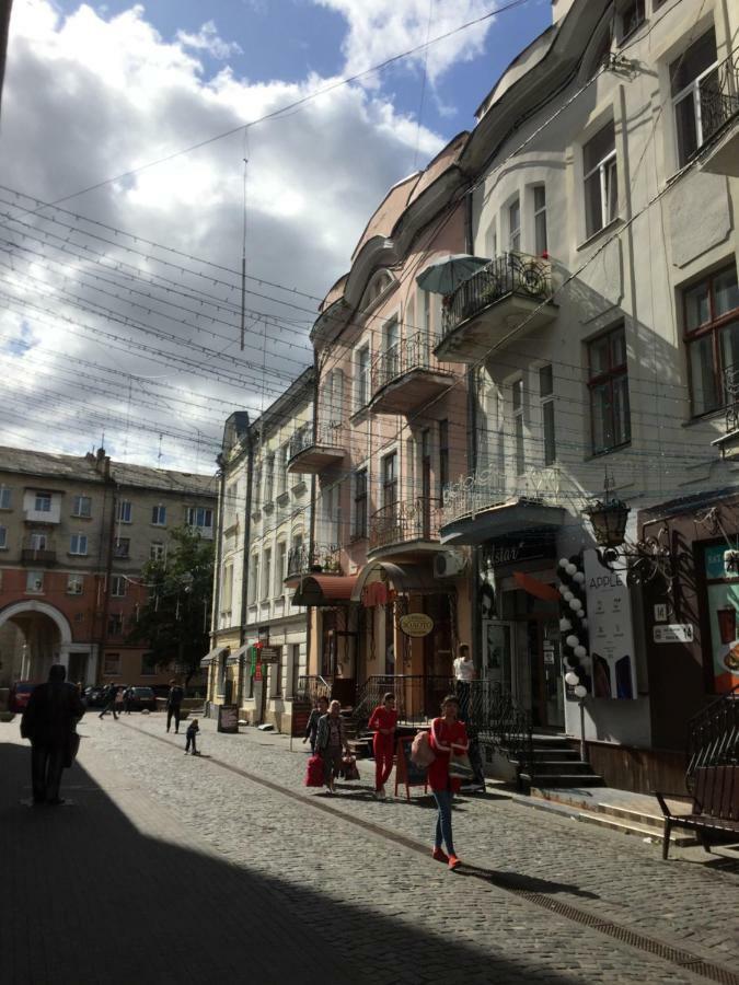 Затишна Квартира В Центрі Міста Ternópil Exterior foto